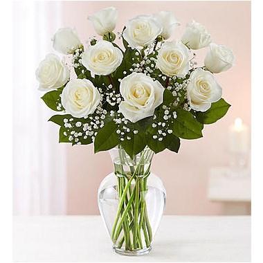 classic-dozen-white-roses-at-flowerama